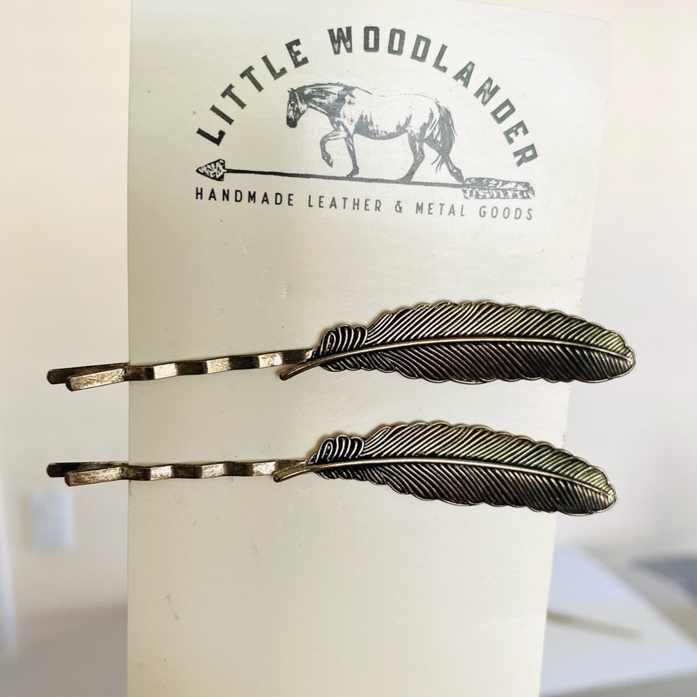 LITTLE WOODLANDER Silver Feather Hair Pins Bobby Pin 2 pc. Woodlands Nature